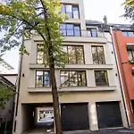 Free Private Parking & Quiet 2br דירה סופיה