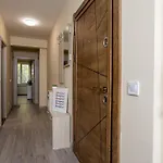 דירה Free Private Parking & Quiet 2br סופיה
