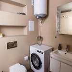 Free Private Parking & Quiet 2br סופיה