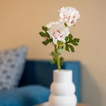 Free Private Parking & Quiet 2br