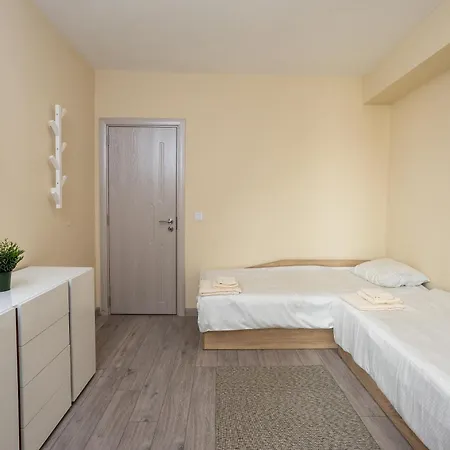 Free Private Parking & Quiet 2br * Sofia