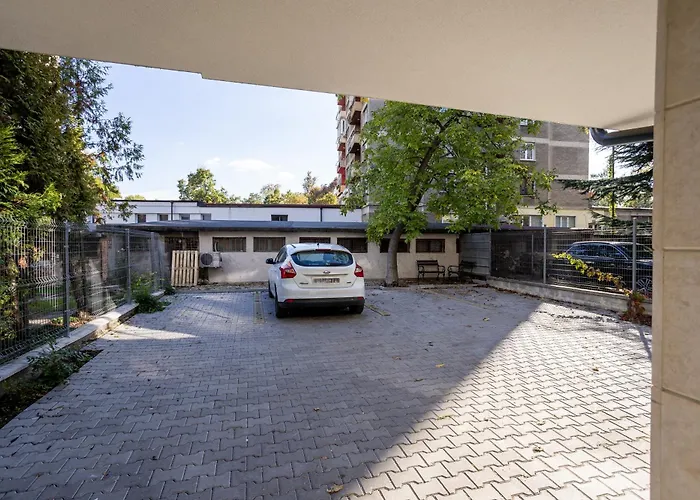 Appartamento & Quiet 2br With Free Private Parking Sofia