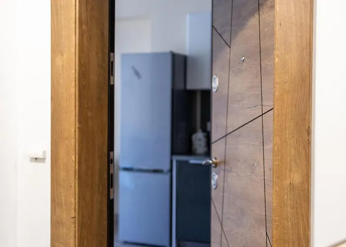 & Quiet 2br With Free Private Parking * Sofia